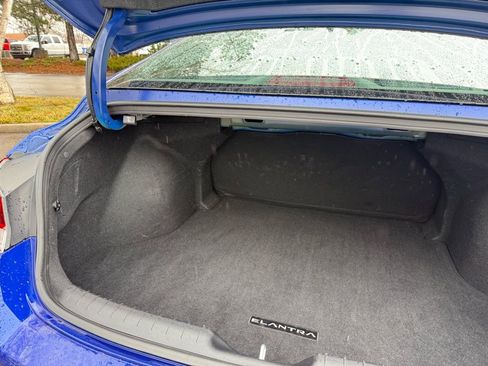 Certified 2023 Hyundai Elantra SEL w/ Convenience Package image 34