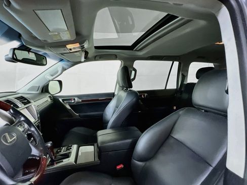 Used 2017 Lexus GX 460 Luxury AWD/4WD image 22