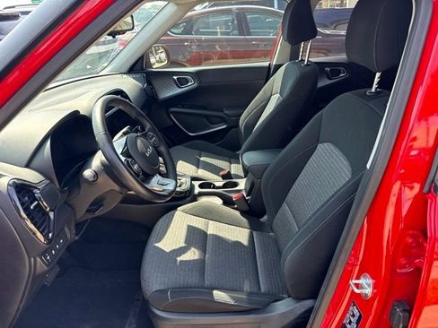 Certified 2024 Kia Soul EX FWD image 7