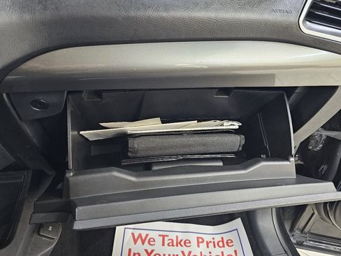 Used 2017 Ford Edge SEL w/ Equipment Group 201A image 37