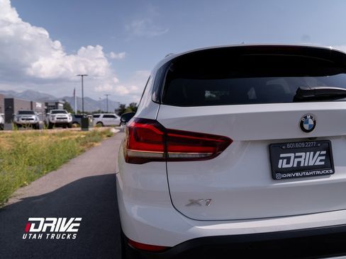 Used 2020 BMW X1 xDrive28i image 14