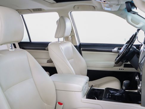 Used 2021 Lexus GX 460 Premium image 29