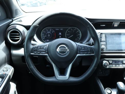 Used 2020 Nissan Kicks SR w/ SR Premium Package FWD image 15
