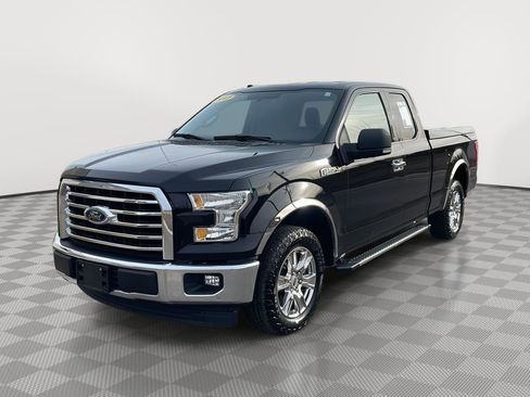 Used 2017 Ford F150 XLT w/ Equipment Group 301A Mid image 3