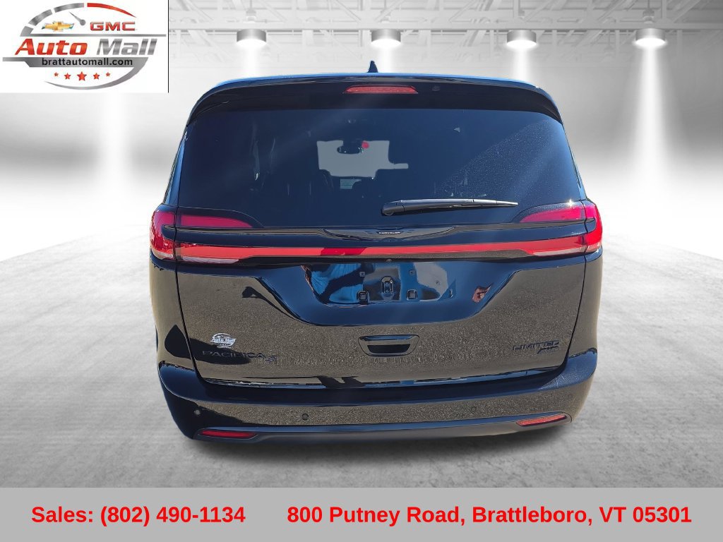 Used 2024 Chrysler Pacifica Limited w/ S Appearance Package AWD/4WD image 3