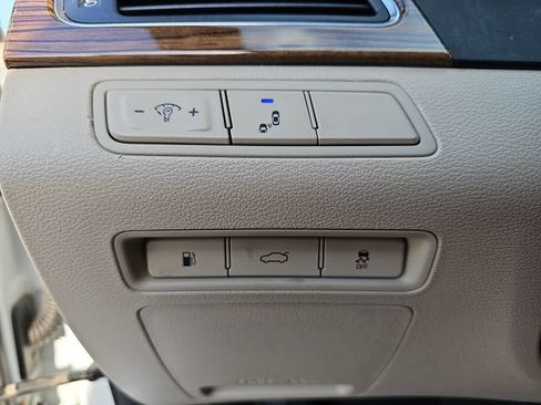 Used 2016 Hyundai Sonata Limited w/ Option Group 04 FWD image 30