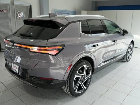 New 2026 Chevrolet Equinox EV LT image 9