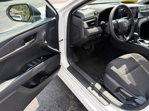 Used 2026 Toyota Camry LE FWD image 20