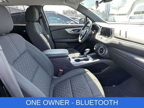 Used 2021 Chevrolet Blazer LT image 2