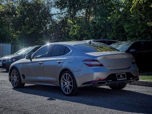 Used 2022 Genesis G70 3.3T image 7