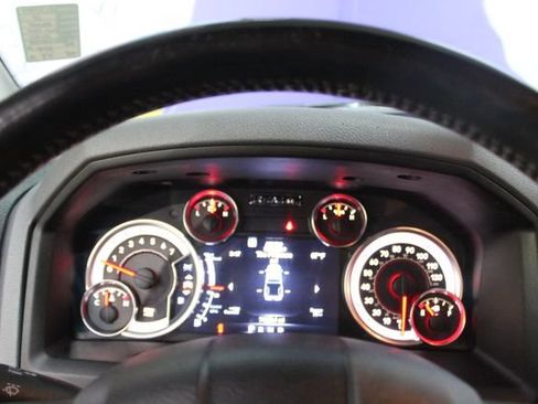 Used 2017 RAM 1500 Outdoorsman AWD/4WD image 18