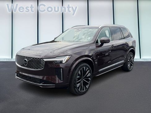 Used 2025 Volvo XC90 T8 Ultra AWD/4WD image 9