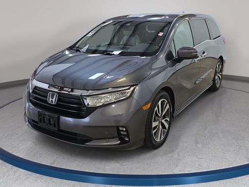 Used 2021 Honda Odyssey Touring image 1