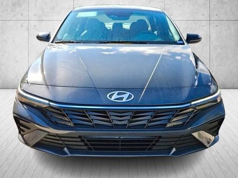 New 2026 Hyundai Elantra Sport FWD image 5