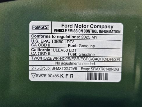 Used 2025 Ford Bronco Badlands AWD/4WD image 29