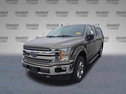 Used 2020 Ford F150 Lariat image 2