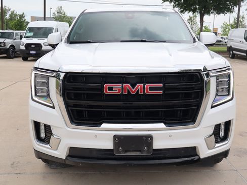 Used 2022 GMC Yukon XL SLE AWD/4WD image 9