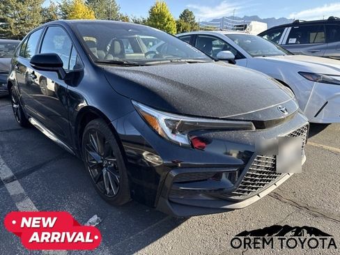 Used 2025 Toyota Corolla SE FWD image 11
