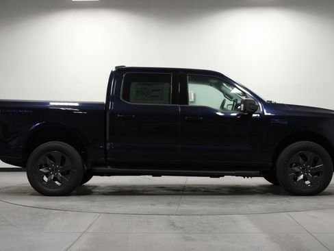 New 2025 Ford F150 Lightning Flash image 3