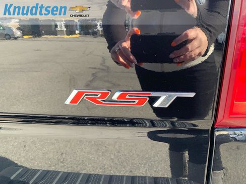Used 2019 Chevrolet Silverado 1500 RST w/ True North Edition image 9