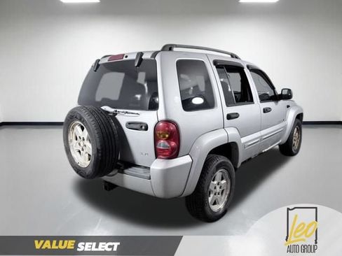 Used 2002 Jeep Liberty Limited AWD/4WD image 6