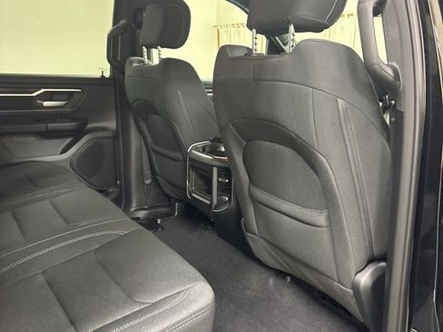 New 2026 RAM 1500 4x4 Crew Cab image 37
