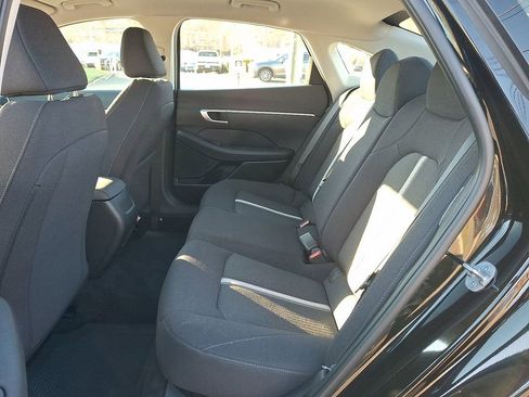 Used 2025 Hyundai Sonata SE image 11