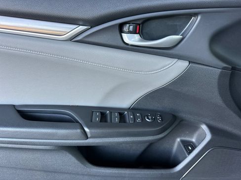Used 2021 Honda Civic EX-L image 11