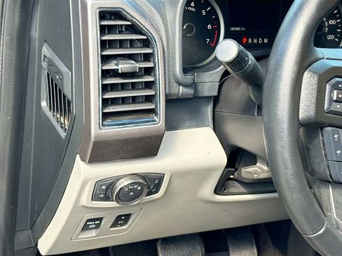 Used 2018 Ford F150 XLT w/ Equipment Group 301A Mid image 11