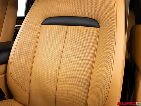 Used 2019 Rolls-Royce Cullinan AWD/4WD image 43