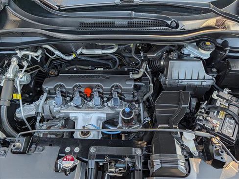 Used 2021 Honda HR-V LX image 10