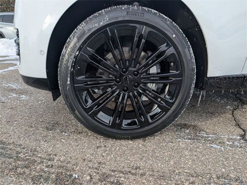 New 2026 Land Rover Range Rover SE image 21