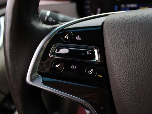 Used 2016 Cadillac XTS Luxury image 17