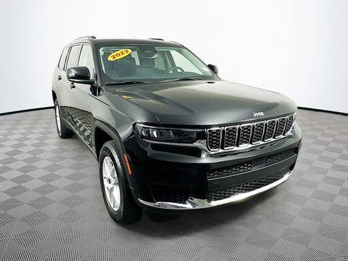 Certified 2022 Jeep Grand Cherokee L Laredo w/ Luxury Tech Group I AWD/4WD image 2