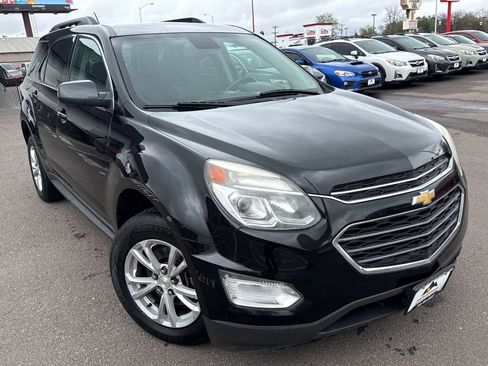Used 2017 Chevrolet Equinox LT w/ Convenience Package AWD/4WD image 1