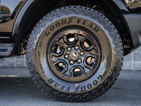 New 2025 Ford Bronco Outer Banks w/ Sasquatch Package image 29