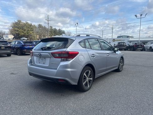 Used 2022 Subaru Impreza Premium image 4
