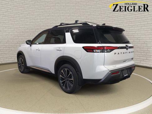 New 2026 Nissan Pathfinder Platinum AWD/4WD image 7