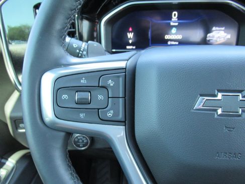 Used 2024 Chevrolet Silverado 1500 RST w/ Z71 Off-Road Package AWD/4WD image 23