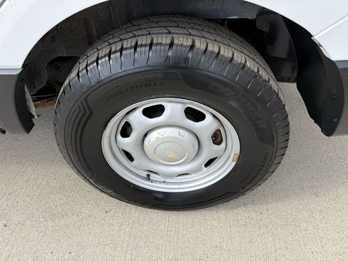 Used 2015 Ford Expedition XL image 9