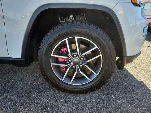 Used 2020 Jeep Grand Cherokee Limited image 9