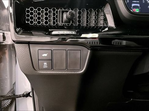 Used 2025 Honda CR-V EX-L image 36