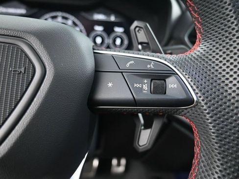 Used 2024 Lamborghini Urus S image 19