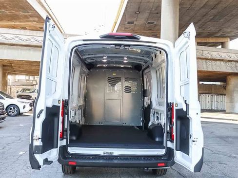 New 2025 Ford Transit 250 148 Medium Roof image 28