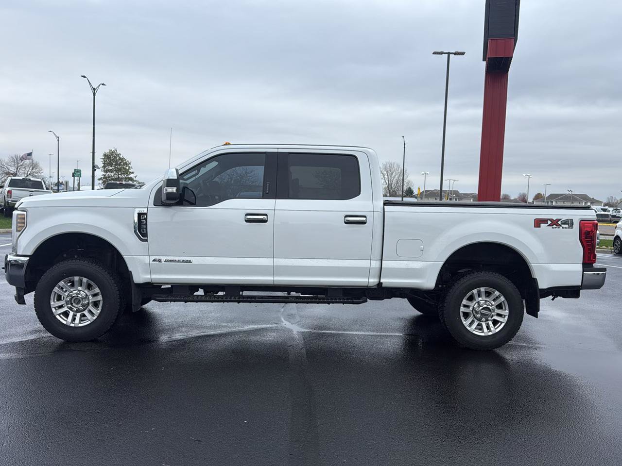 Used 2019 Ford F350 XLT w/ XLT Value Package AWD/4WD image 2