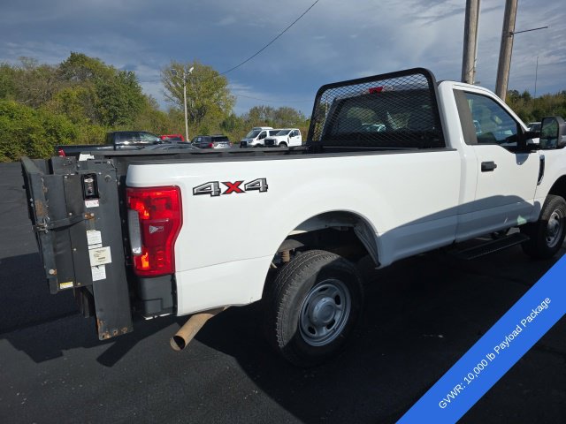 Used 2017 Ford F250 XL w/ Power Equipment Group AWD/4WD image 4