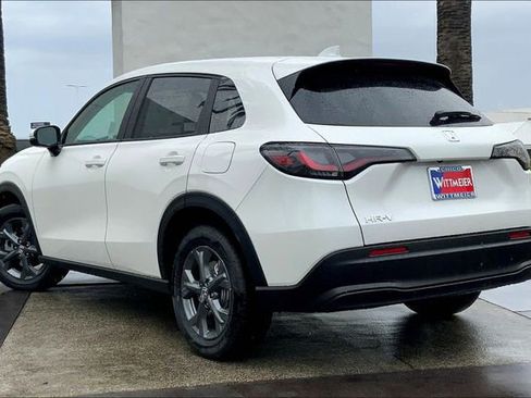 New 2026 Honda HR-V LX image 3