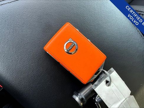 Certified 2024 Volvo V60 B5 Cross Country Plus image 12