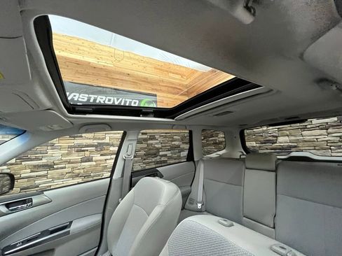 Used 2013 Subaru Forester 2.5X Premium w/ All-Weather Plus Pkg AWD/4WD image 23