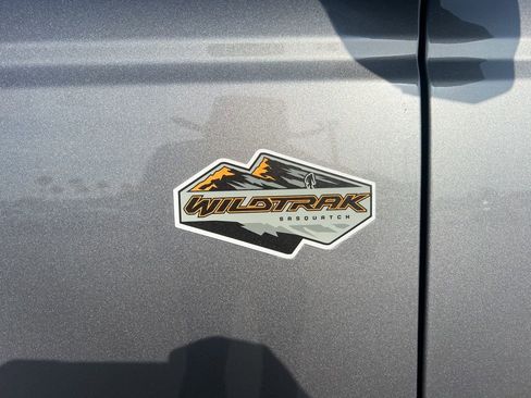 Used 2023 Ford Bronco Wildtrak AWD/4WD image 10